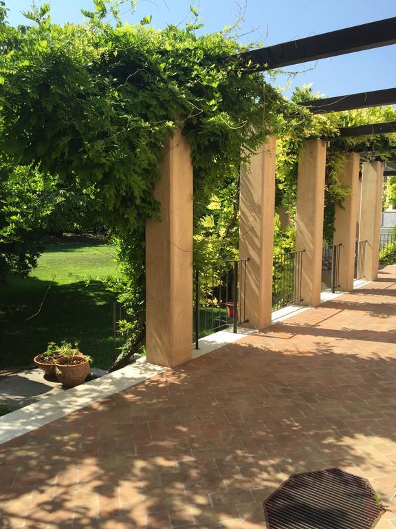 Ca'Bert Villa Dei Glicini Castelnuovo del Garda Eksteriør billede
