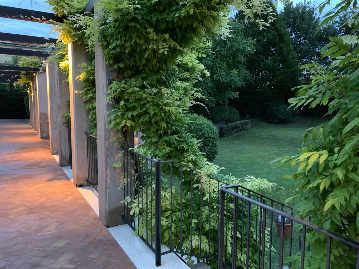 Ca'Bert Villa Dei Glicini Castelnuovo del Garda Eksteriør billede